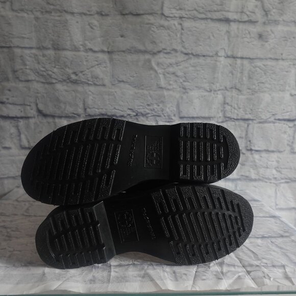 Dr. Martens 1460 Mono Patent Leather Lace Up Boots - Picture 13 of 14